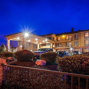 Best Western Plus Country Park Hotel Tehachapi Exterior photo