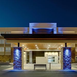 Holiday Inn Express & Suites Wapakoneta, An Ihg Hotel Exterior photo