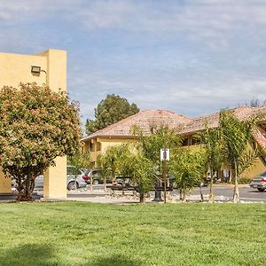 Quality Inn & Suites Gilroy Exterior photo