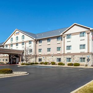 Comfort Suites Stevensville - St Joseph Exterior photo