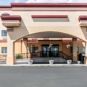 Econo Lodge Carlisle Exterior photo