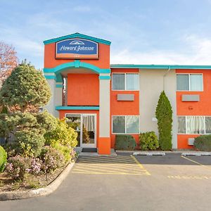 Howard Johnson By Wyndham Salem Exterior photo