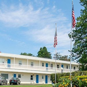 Rodeway Inn Rutland Exterior photo