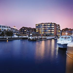 Club Wyndham Inn On The Harbor Newport Exterior photo