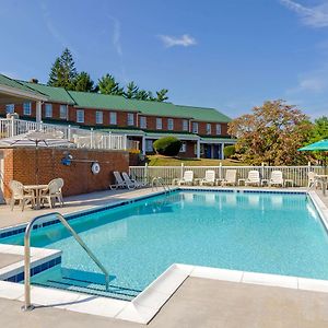 Quality Inn Waynesboro - Skyline Drive Exterior photo