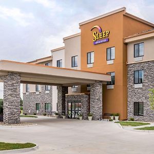 Sleep Inn & Suites West Des Moines Near Jordan Creek Exterior photo