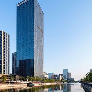 Novotel Ningbo East Exterior photo