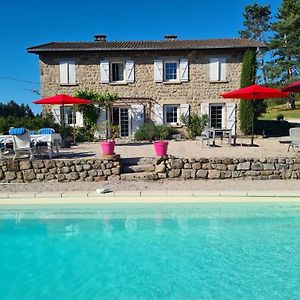 Room Lover Les Chaizes Saint-Romain-Lachalm Exterior photo