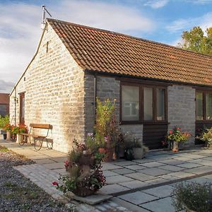 Cedar Barn Vila Alford  Exterior photo