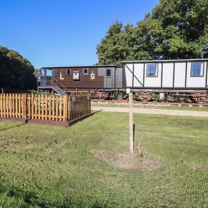 The Brake Wagon At High Barn Heritage Vila Halstead  Exterior photo