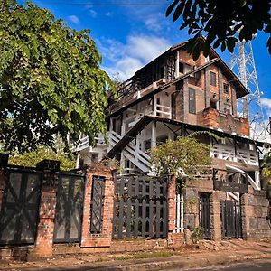 Y.O Inn Kon Tum  Exterior photo