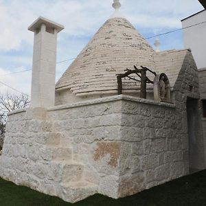 Trullo La Bomboniera Di Anna Acomodação com café da manhã Cisternino Exterior photo