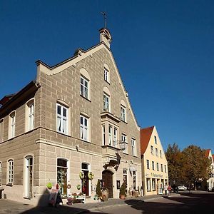 Weinstube Sinas Brettl Hotel Nördlingen Exterior photo