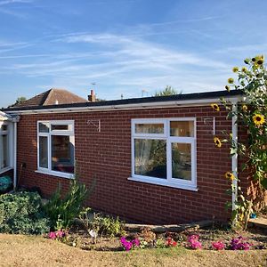 Delightful Self-Contained Annexe Close To Airport Apartamento Norwich Exterior photo