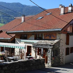 Auberge De Cassiel Acomodação com café da manhã La Côte-dʼAime Exterior photo