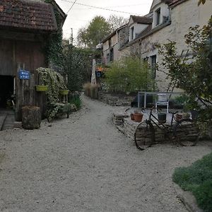 Gite Des Remparts Vila Bèze Exterior photo