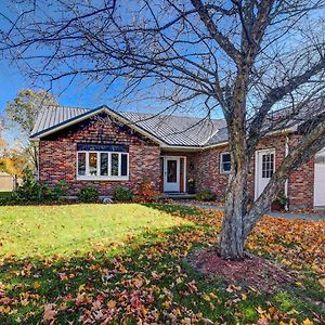 House Of Art Group Escape By Parks And Lake! Vila Winooski Exterior photo