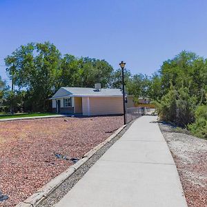 The Pathside Cottage Montrose Exterior photo