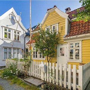 Charming Bergen House, Rare Historic House From 1779, Whole House Apartamento Exterior photo