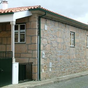 Casa D.Toninha - Casas de Campo - Turismo Espaço Rural Sernancelhe Exterior photo