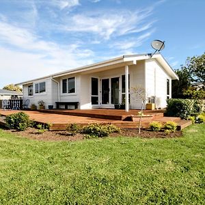 Opunake Break - Opunake Holiday Home Exterior photo