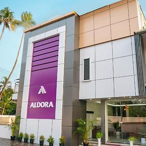Aldora Airport Residency Hotel Nedumbassery Exterior photo