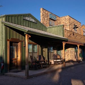 Tombstone Monument Guest Ranch Hotel Exterior photo