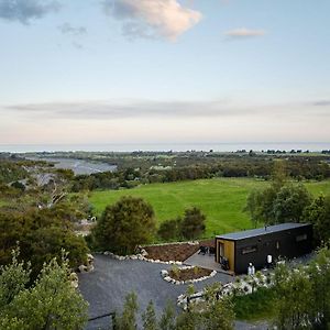 Hapuku River Terrace A Eco Tiny House Escape Vila Kaikoura Exterior photo