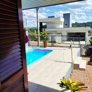 Quarto, Piscina, Ar Condicionado Apartamento Encantado  Exterior photo