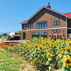 Shooting Star The Bed & Breakfast Hotel NakaNakafurano Exterior photo