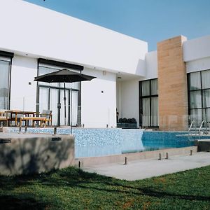 Hummingbird Rak Vila Ras al-Khaimah Exterior photo