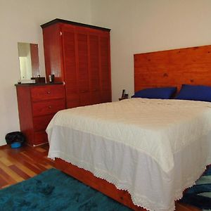 Cozy 1 Bed Apt 2B In Rockley Near American Embassy Apartamento Bridgetown Exterior photo