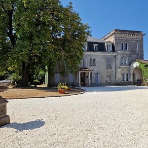 Château de Champblanc Apartamento Cherves-de-Cognac Exterior photo