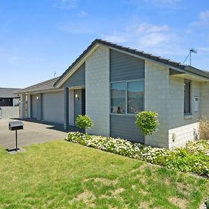 The Lakehouse - Tauranga Holiday Home Exterior photo