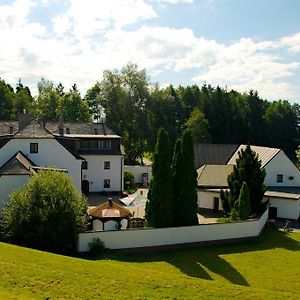 Hotel a Hostinec Tálský mlýn Žďár nad Sázavou Exterior photo