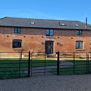 The Barn Vila Devizes Exterior photo