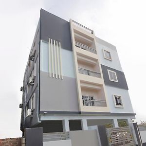 Oyo Rk Hospitality Hotel Hyderabad Exterior photo