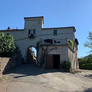 Amazing Castle House Vila Mombaldone Exterior photo