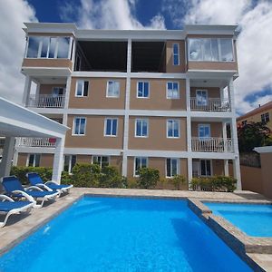 Vip Residence - Ocean & Pool View Lovely 2-Bedroom Apartment Roseau Exterior photo