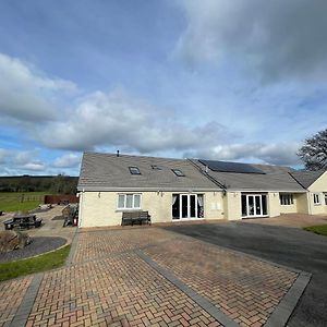 Lovesgrove Country Guest House Pembroke Dock Exterior photo