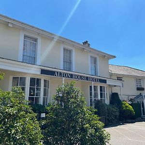 Alton House Hotel Exterior photo