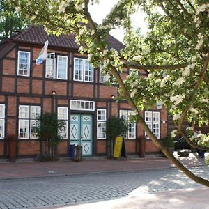 Kontraste Hotel Neumünster Exterior photo