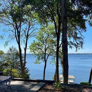 Newly Renovated 4B, 2.5 Bath Lakefront Home With South Grand Lake Views And Dock Vinita Exterior photo