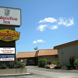 Executive Inn And Suites Springdale Exterior photo