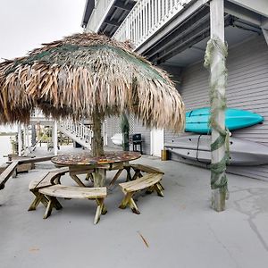 Freeport Vacation Rental About 1 Mi To Surfside Beach! Exterior photo