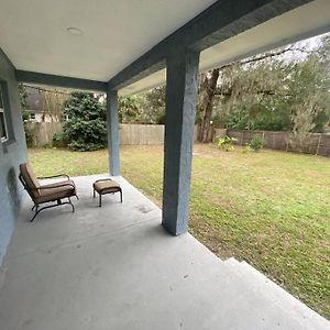 Charming Renovated Home With Jetted Tub/King Beds Gainesville Exterior photo