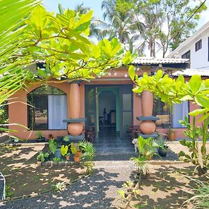 Micheck Beach House Tortuguero Exterior photo