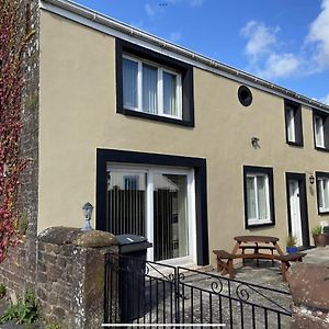 Parkside Mews Vila Frizington Exterior photo