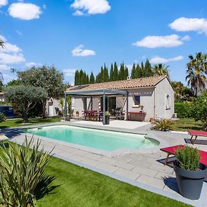 Nice holiday home in Provence-Alpes-Côte d'Azur with pool Gonfaron Exterior photo