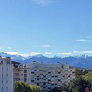 Bienvenue Au Caton Apartamento Tarbes Exterior photo